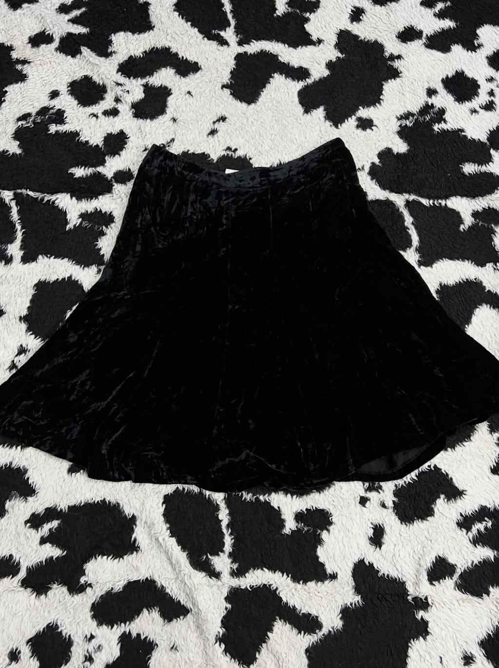 Mid-Length Below Knees Black Velvet Skirt