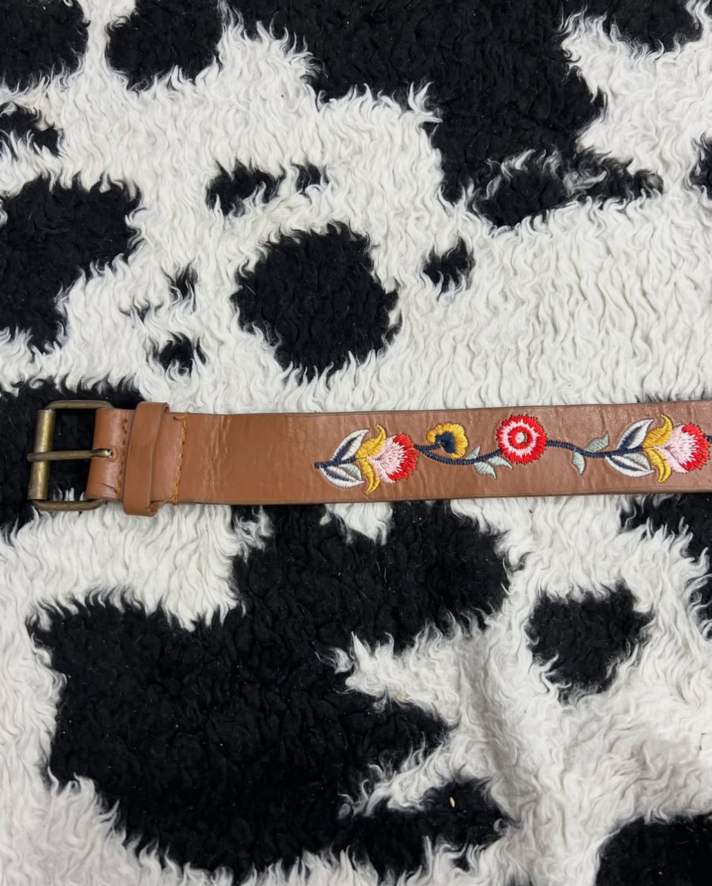Embroidered Floral Brown Belt
