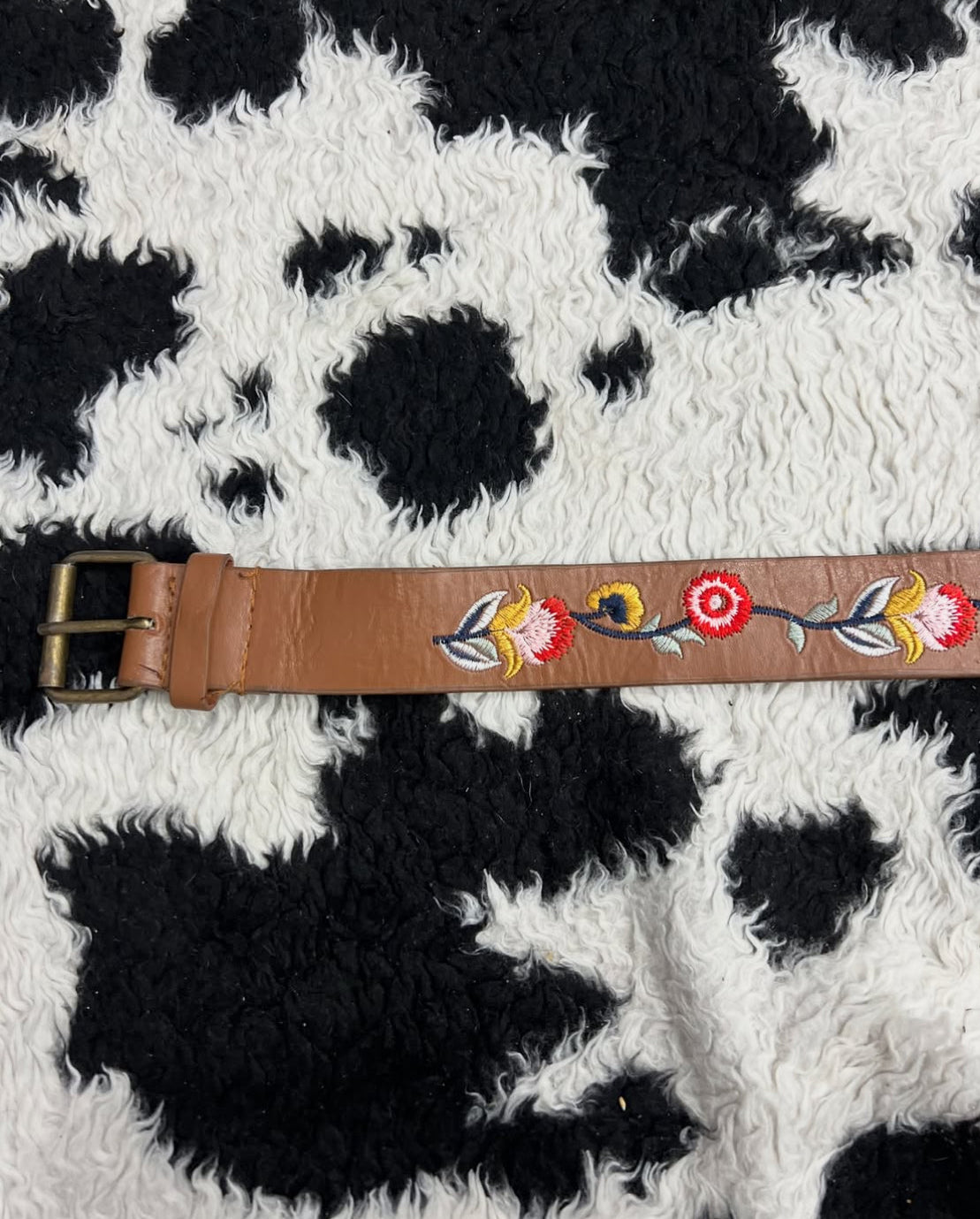 Embroidered Floral Brown Belt
