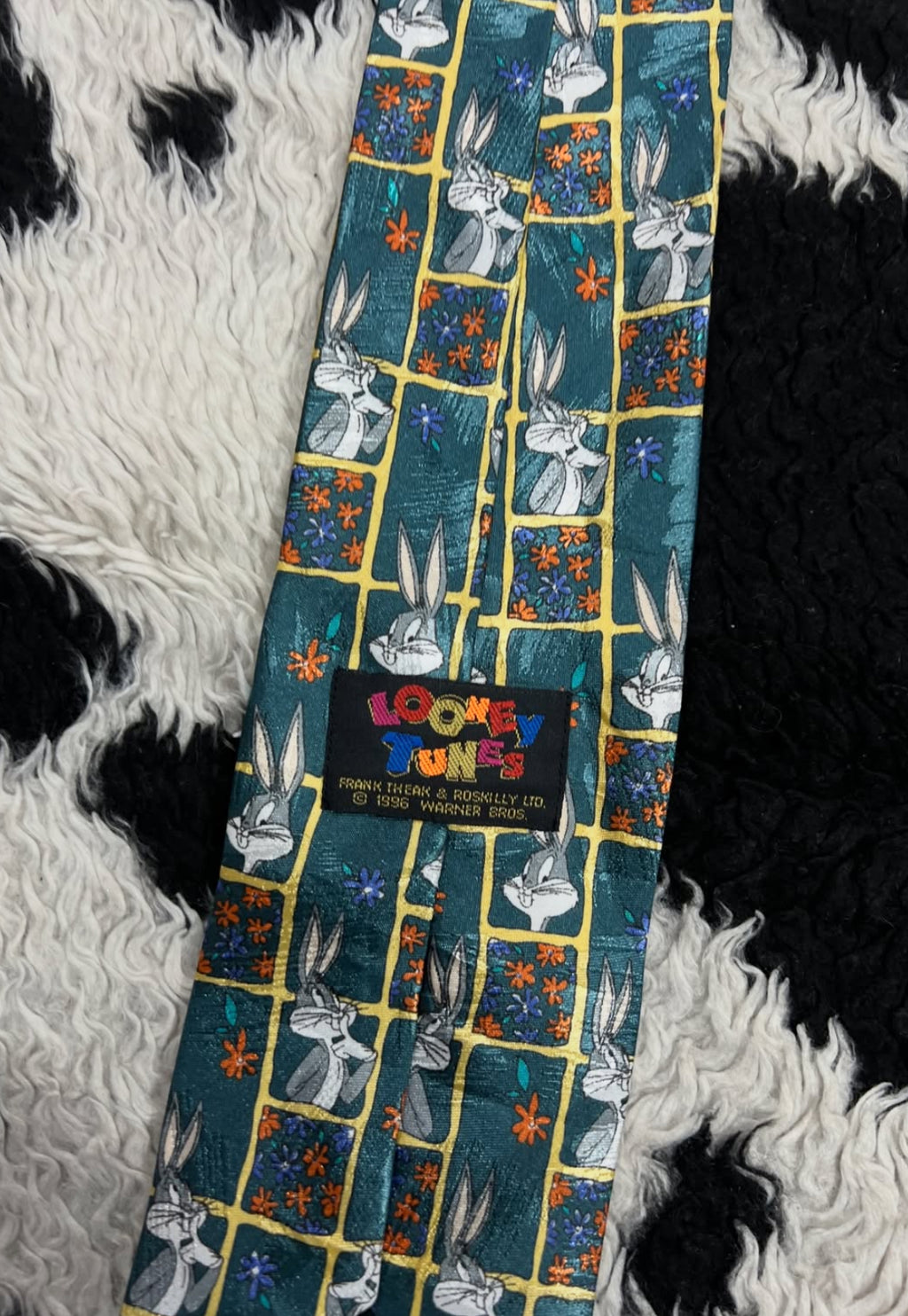 Vintage 1996 Looney Tunes Bugs Bunny Tie
