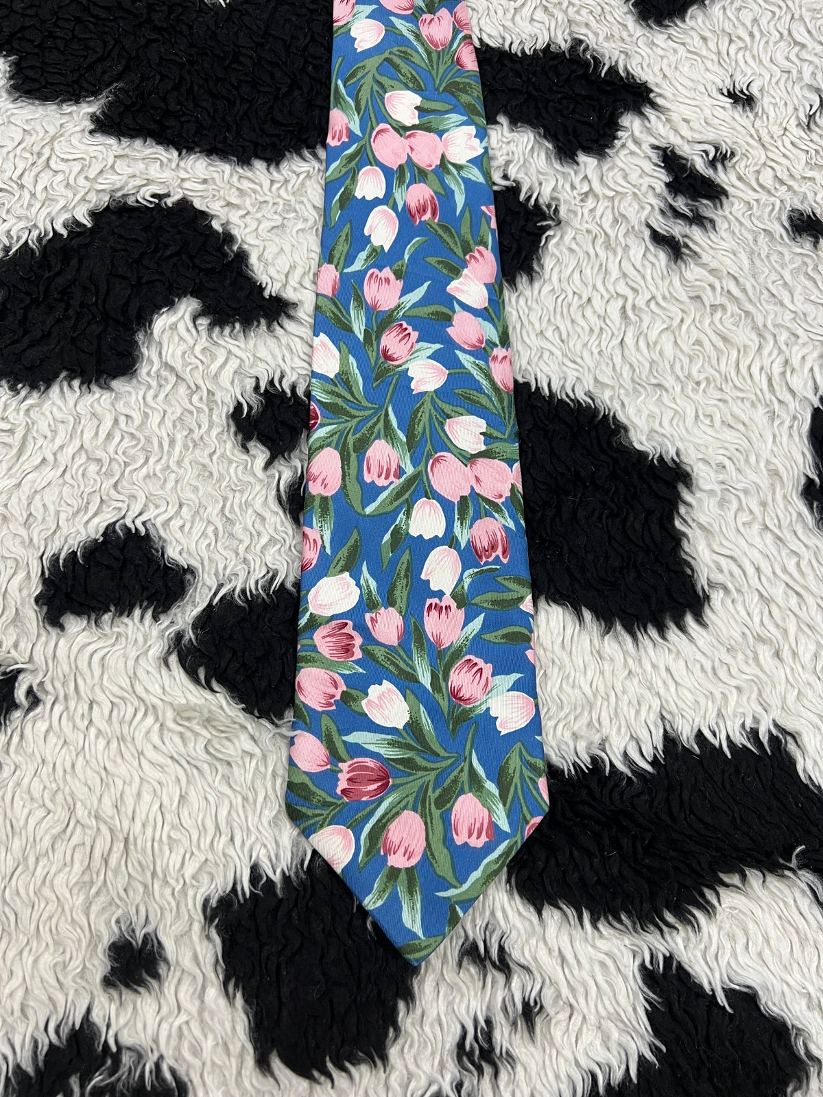 Tulips Graphic Tie