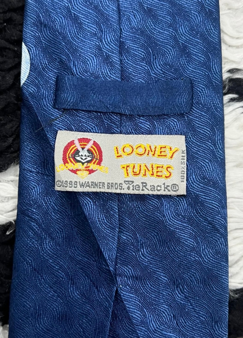 Vintage 1999 Looney Tunes Will E Coyote Tie