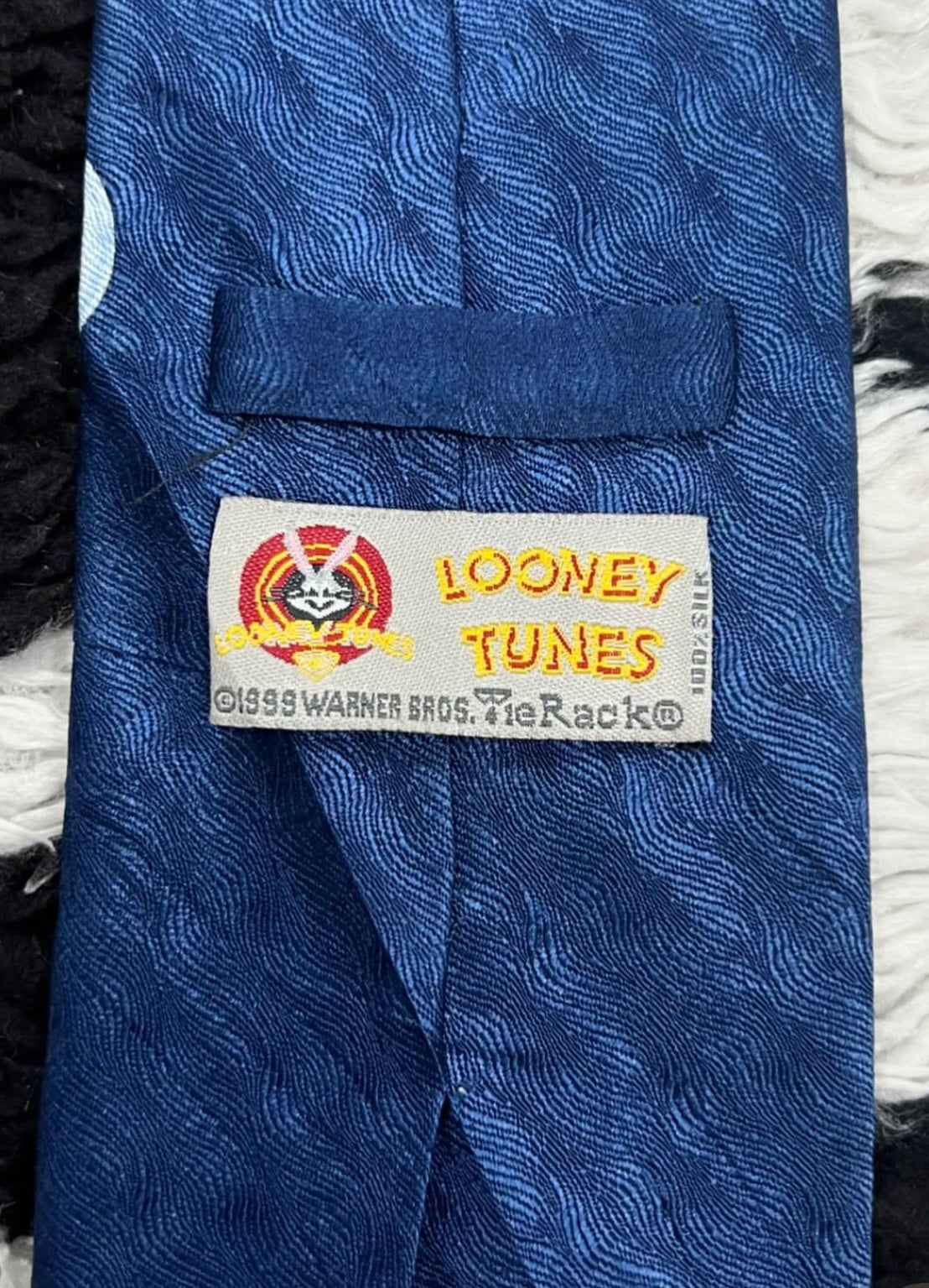 Vintage 1999 Looney Tunes Will E Coyote Tie