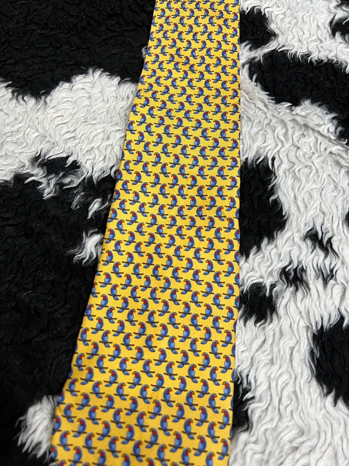 Parrots Tie