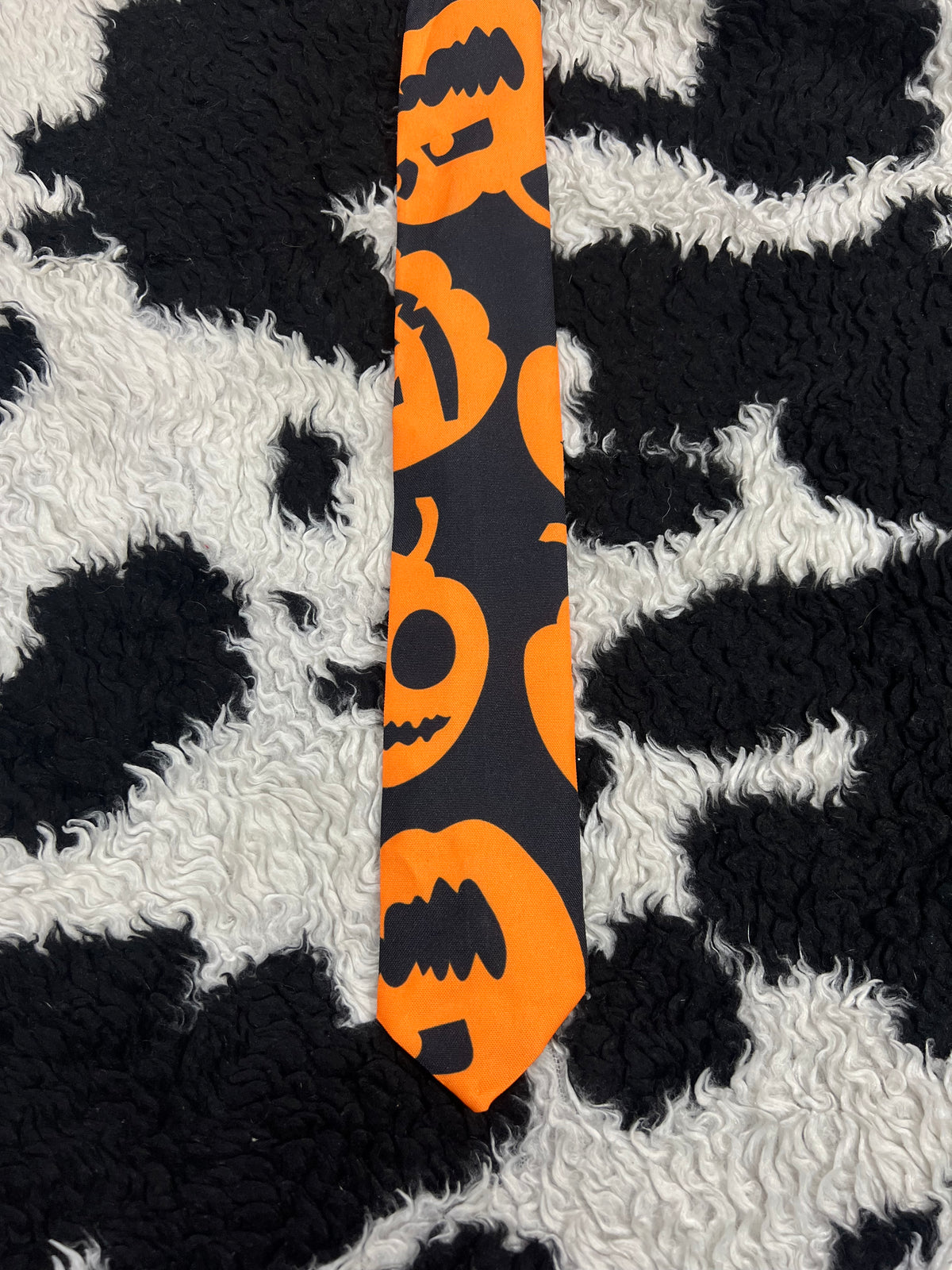Pumpkins Graphic Narrow Tie