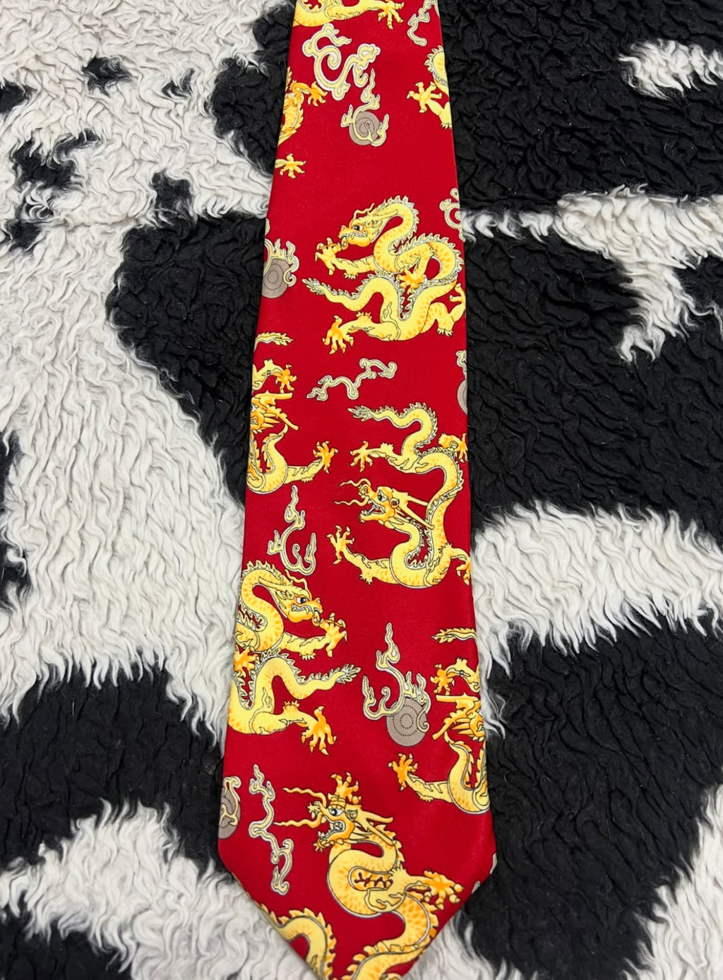 Traditional Chinese Dragon Tie