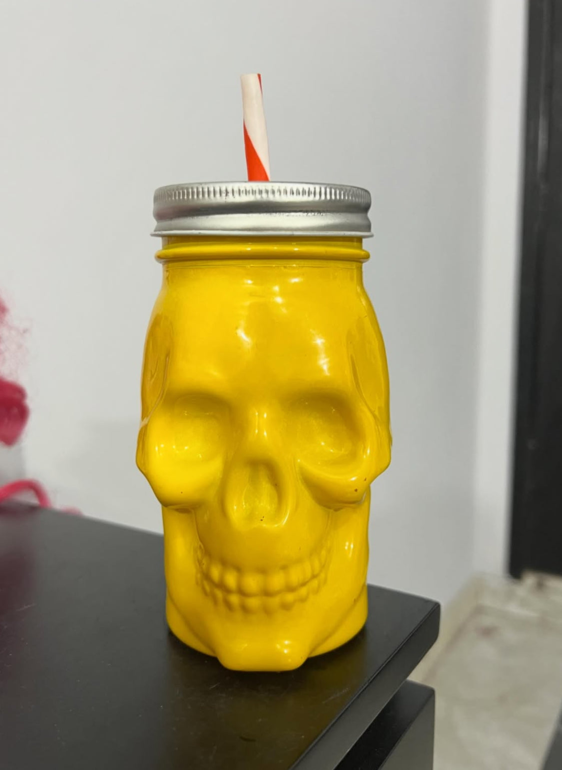 Dead Man's Fingers Yellow Skull Jar Mug
