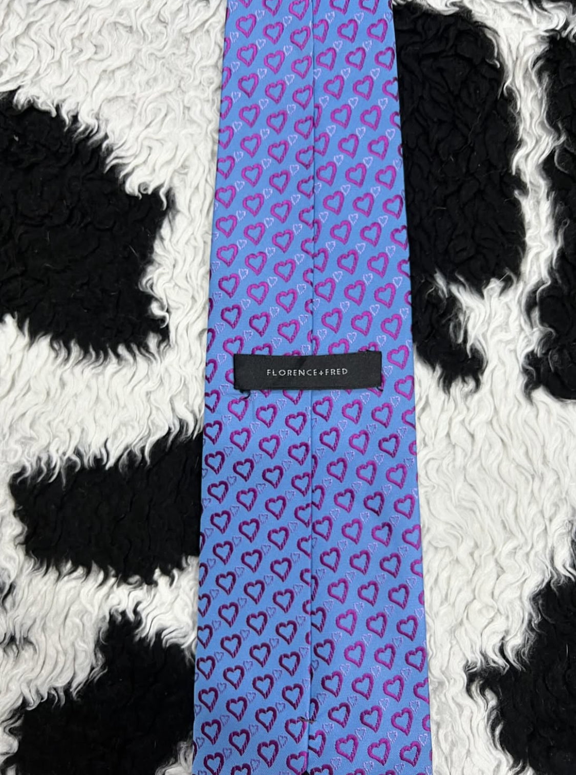 Florence & Fred Hearts Tie