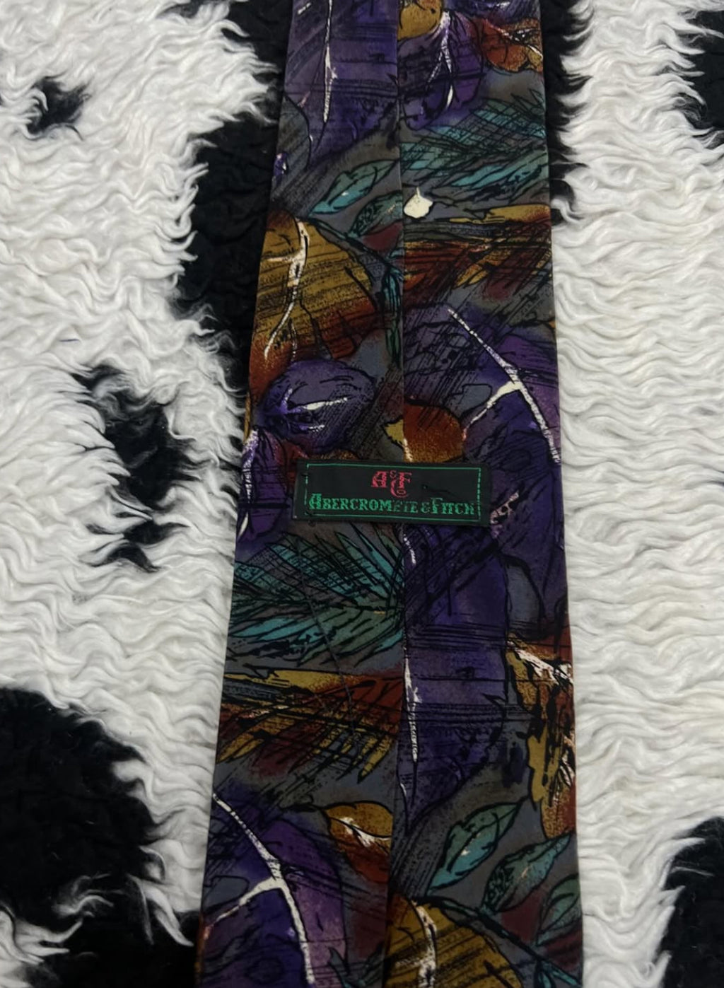 Abercrombie & Fitch Leaves Tie
