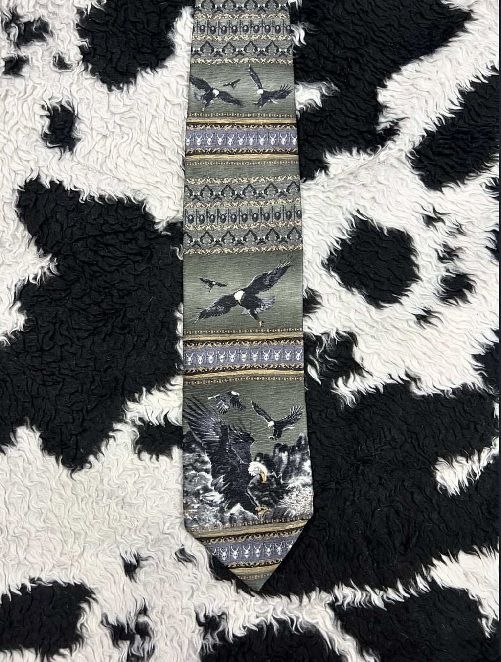 Tesoro Rosso Bald Eagle Tie