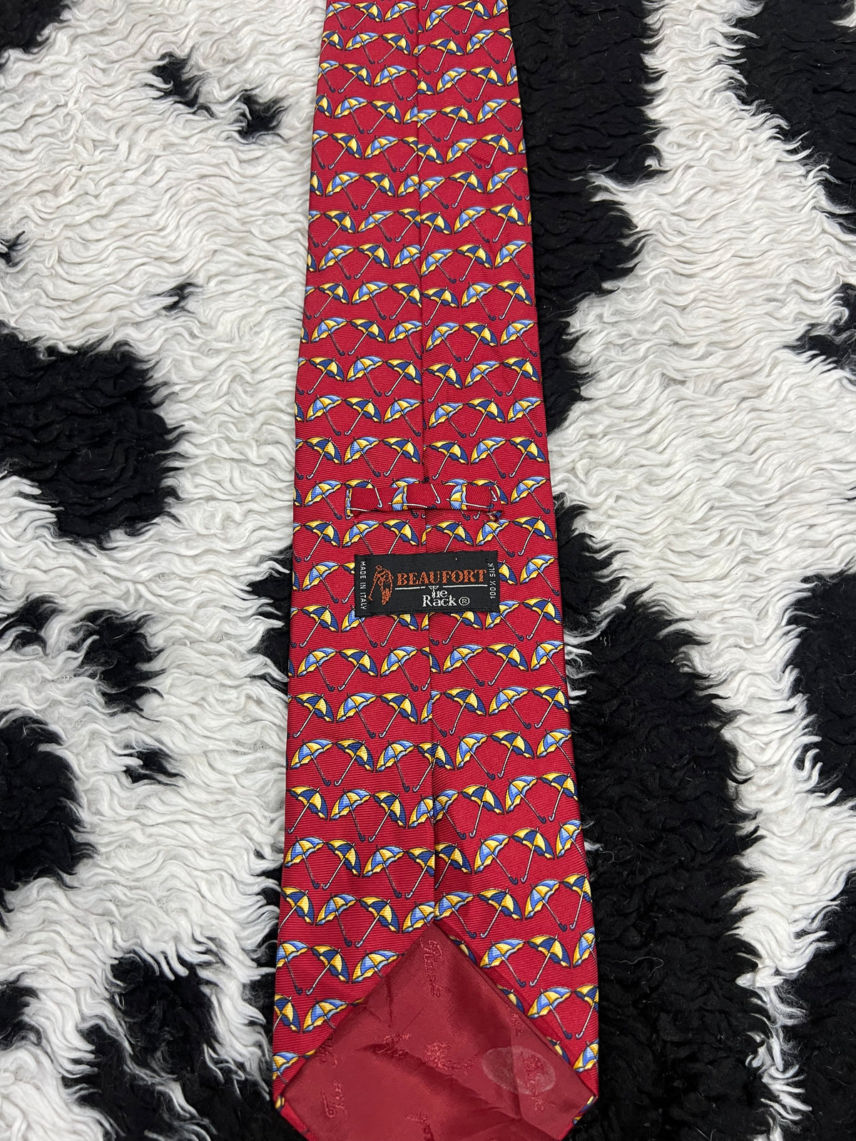 Umbrellas Tie