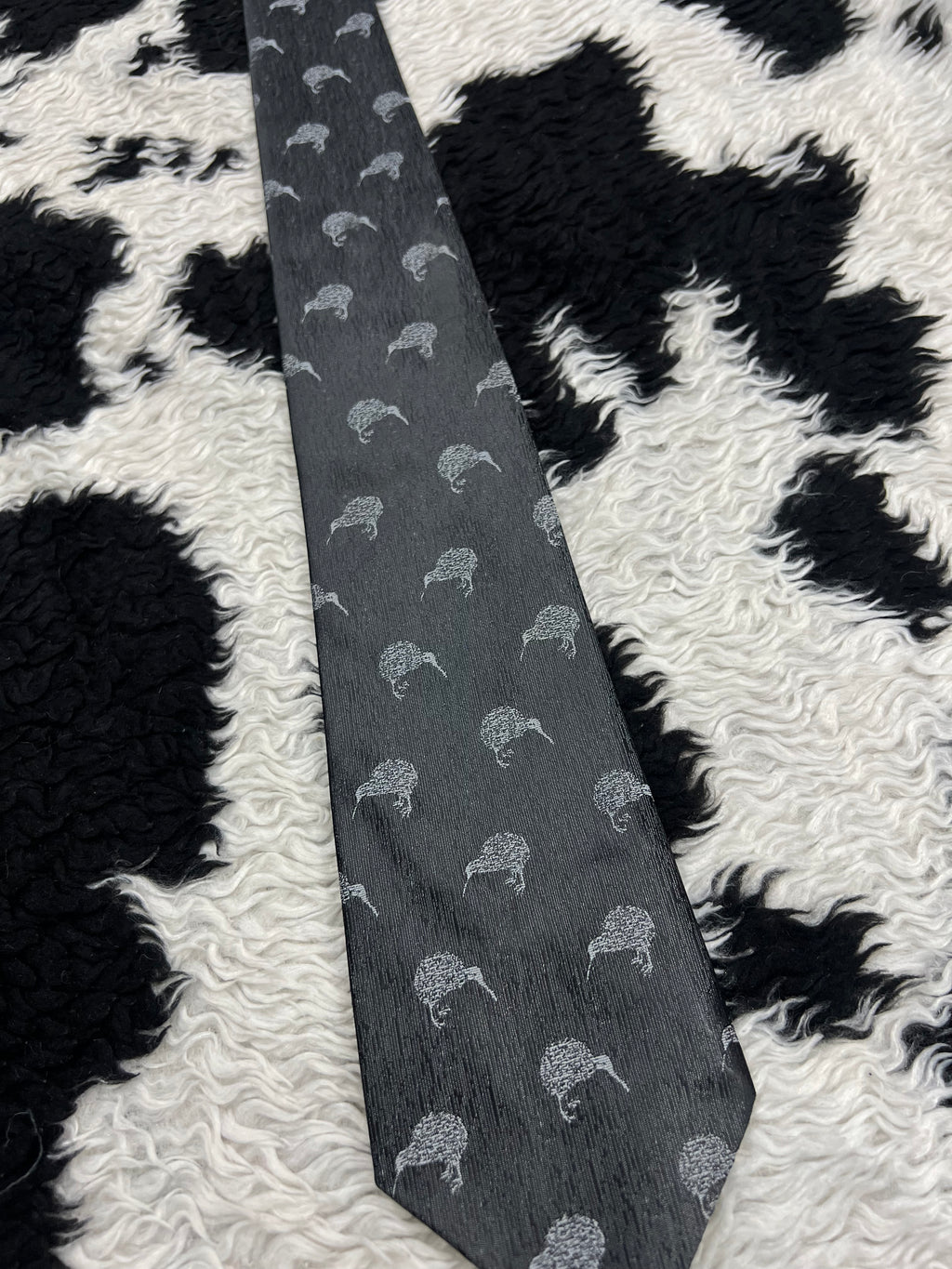 Kiwi Embroidered Tie