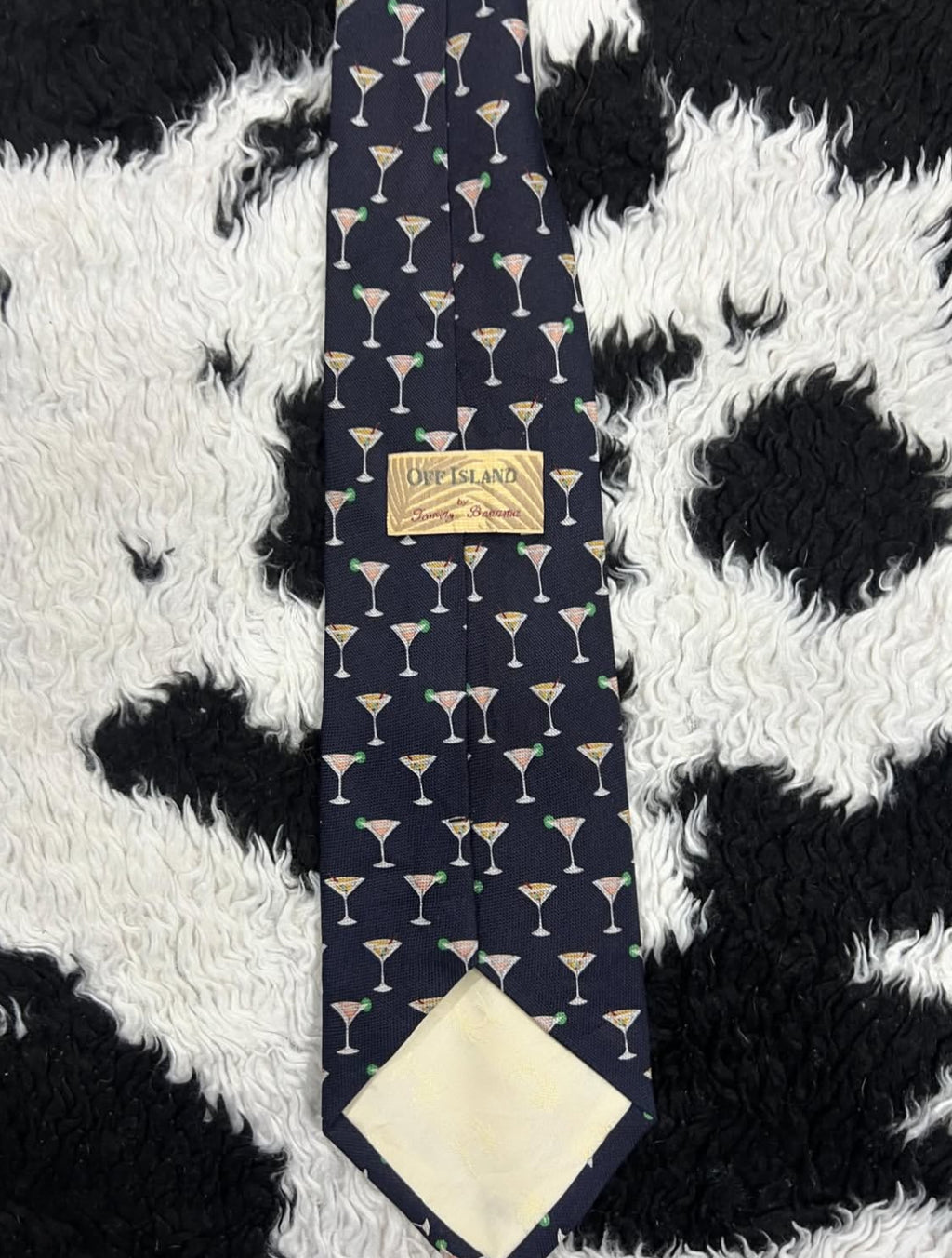 Off Island Martini Tie