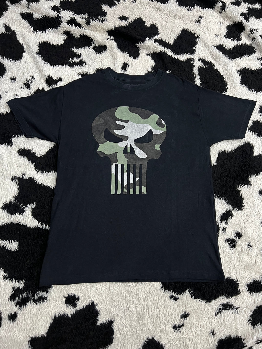 Marvel Punisher Camouflage Skull Tee (Medium - Large)