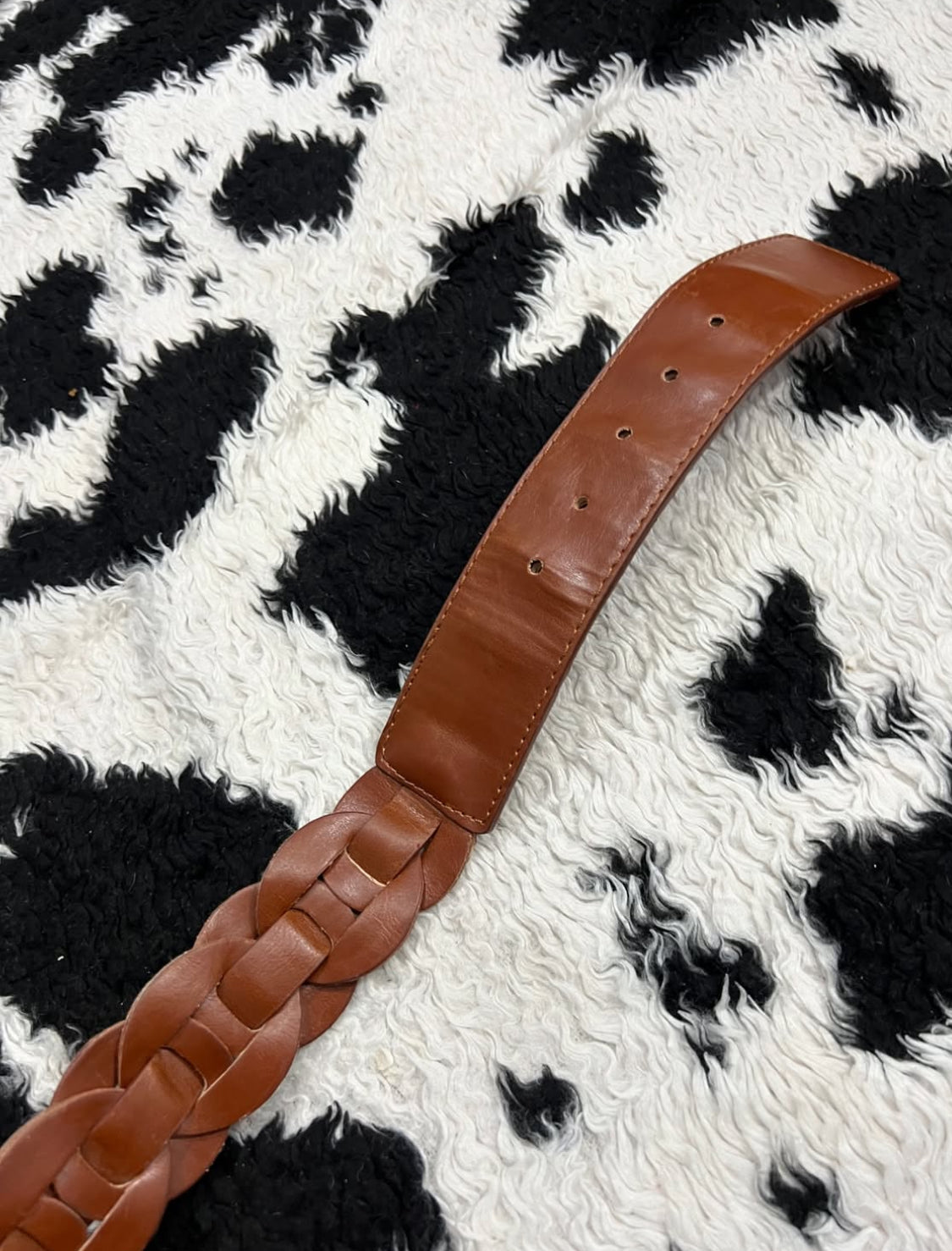Interlinked Circular Belt