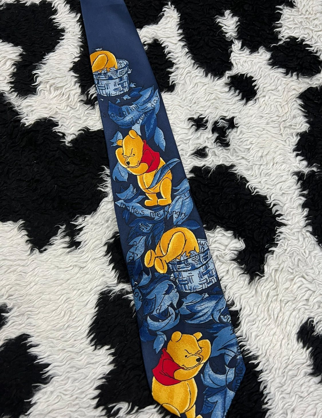 Winnie the Pooh in Basket Tie