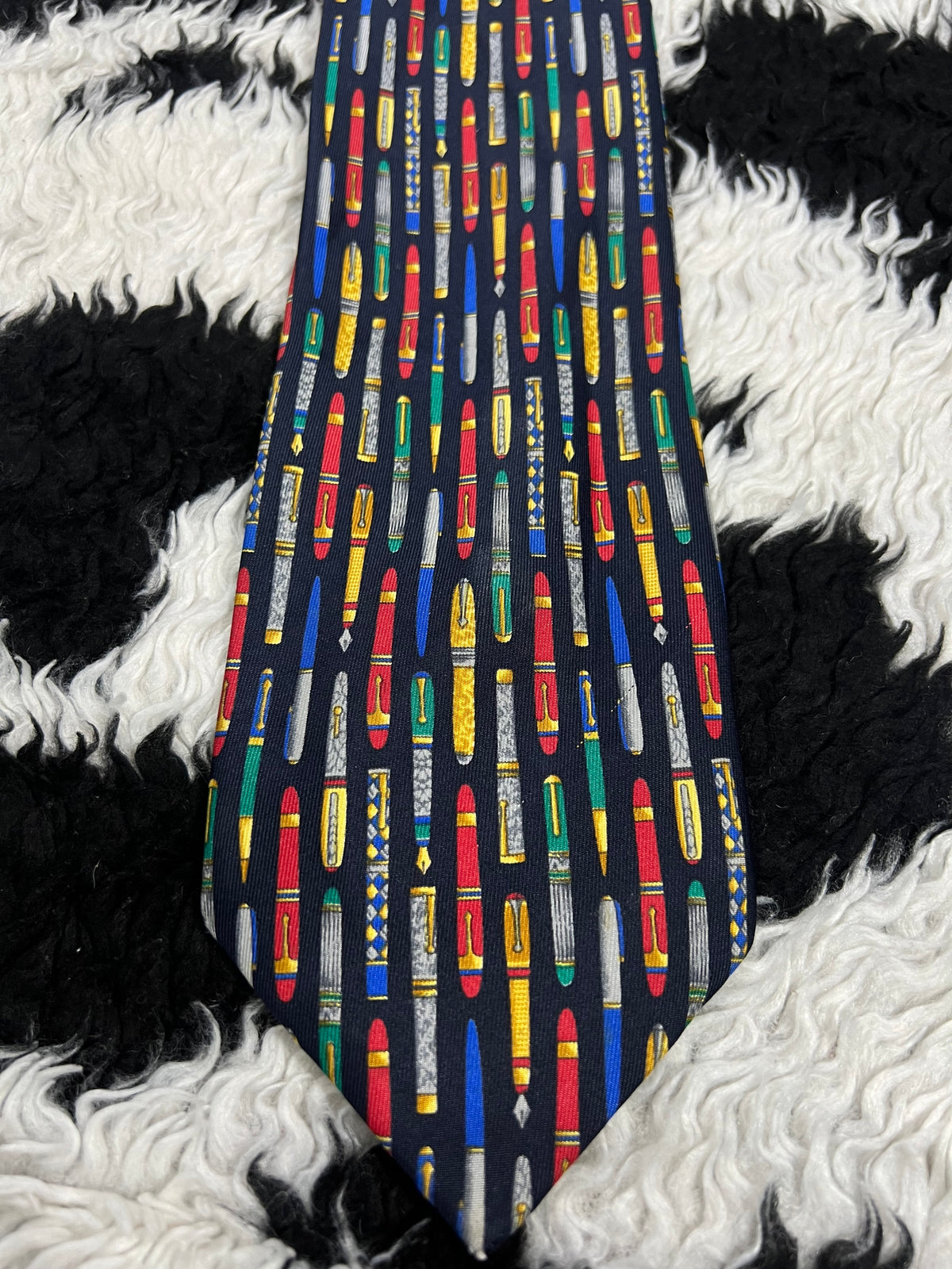Pens Graphic Tie