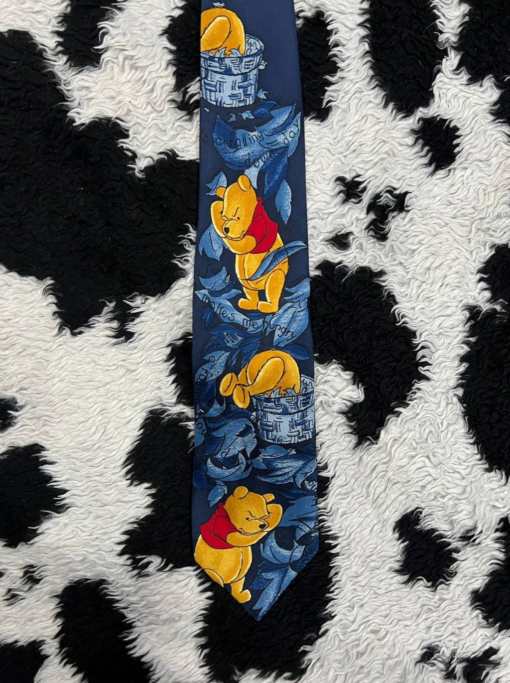 Winnie the Pooh in Basket Tie