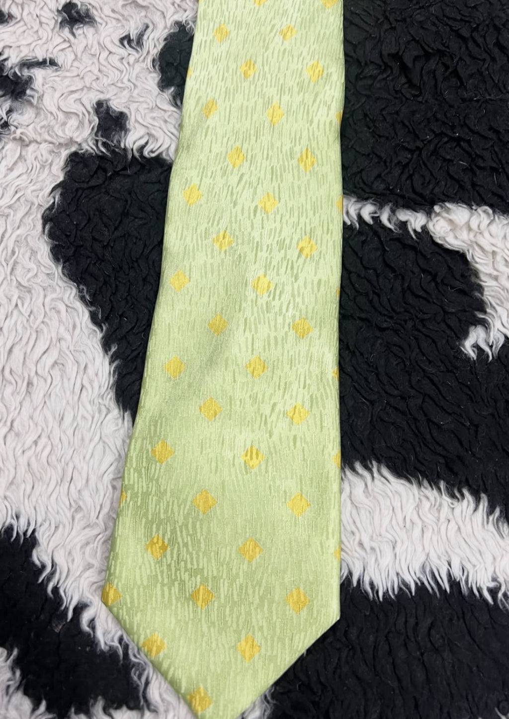 Green & Yellow Dotted Tie