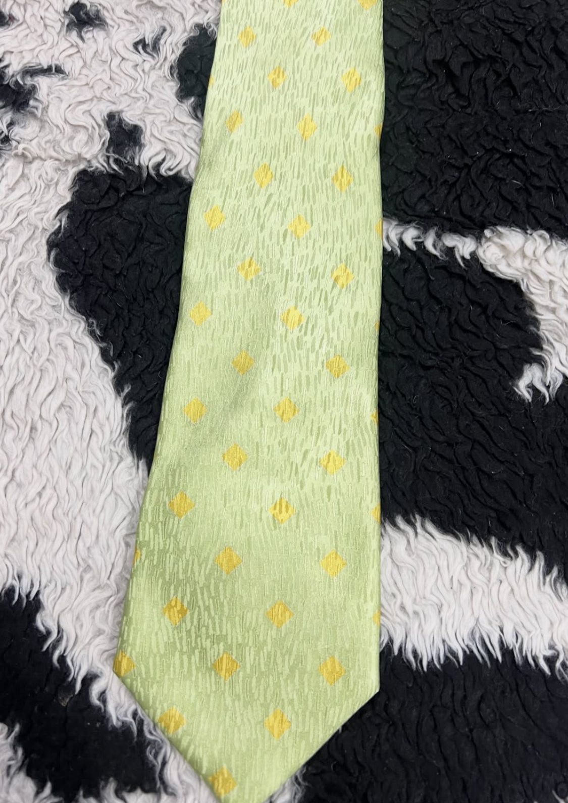 Green & Yellow Dotted Tie