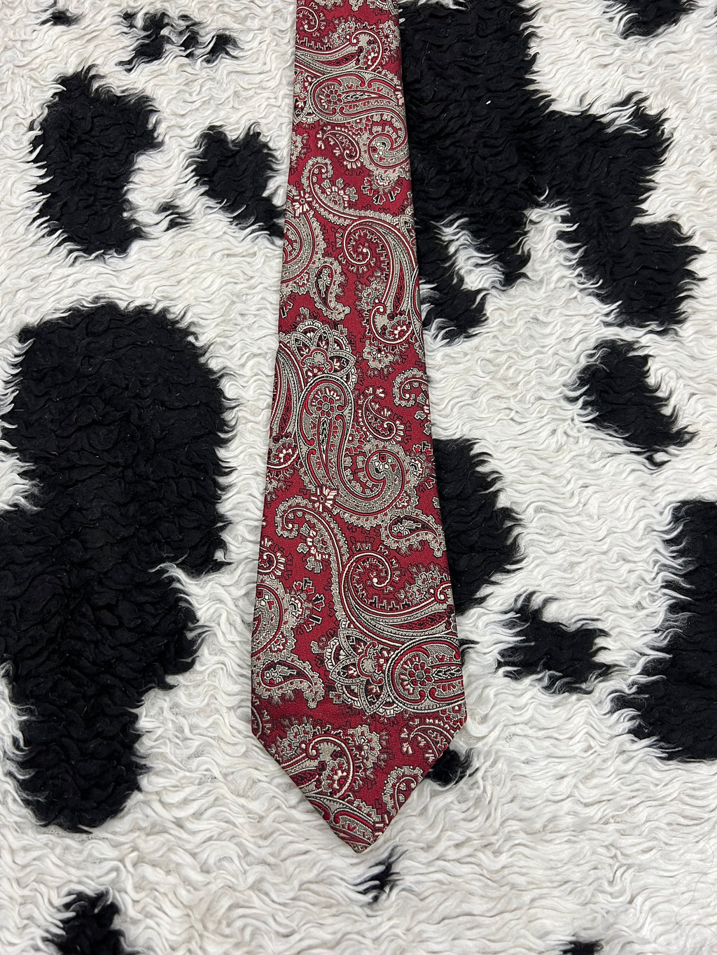 Red Paisley Tie