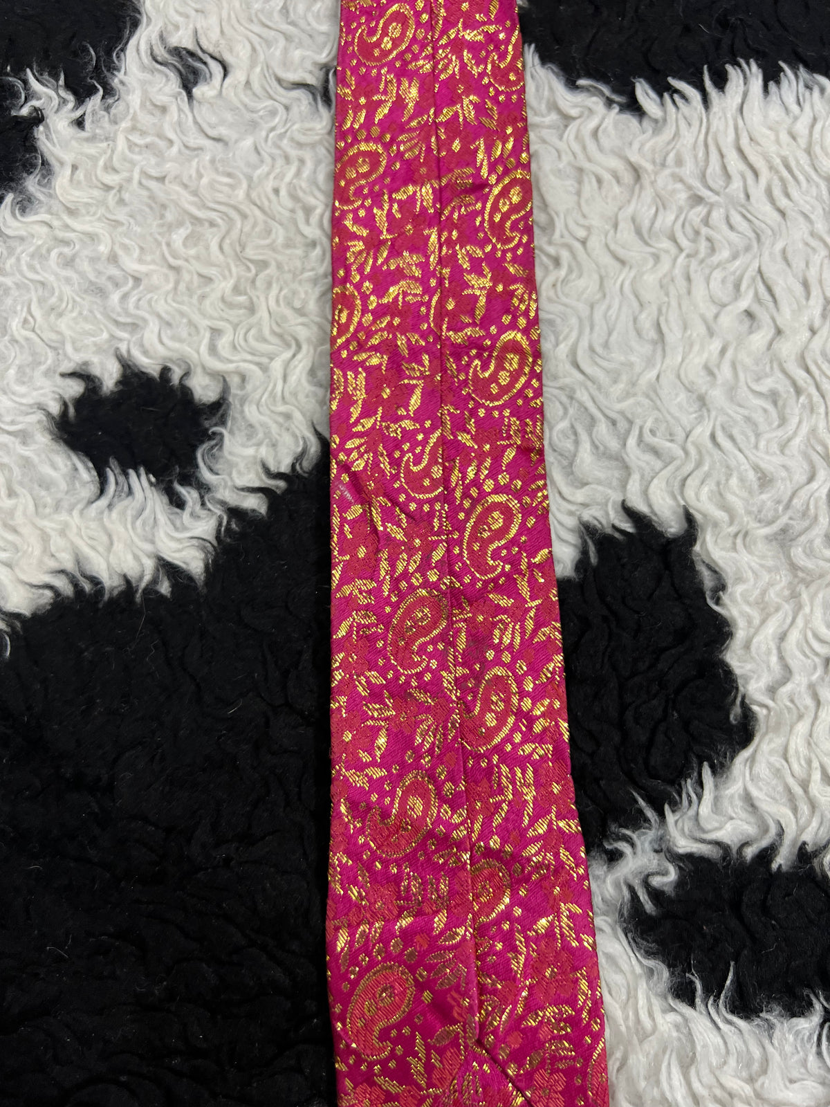 Narrow Hot Pink & Golden Paisley Tie