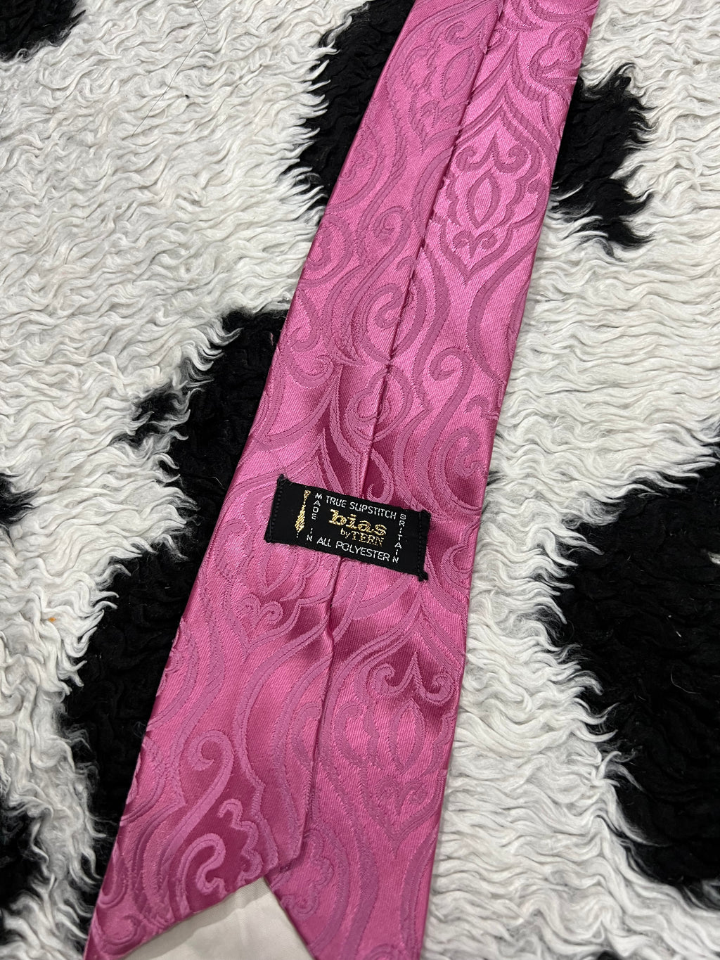 Pink Embroidered Tie