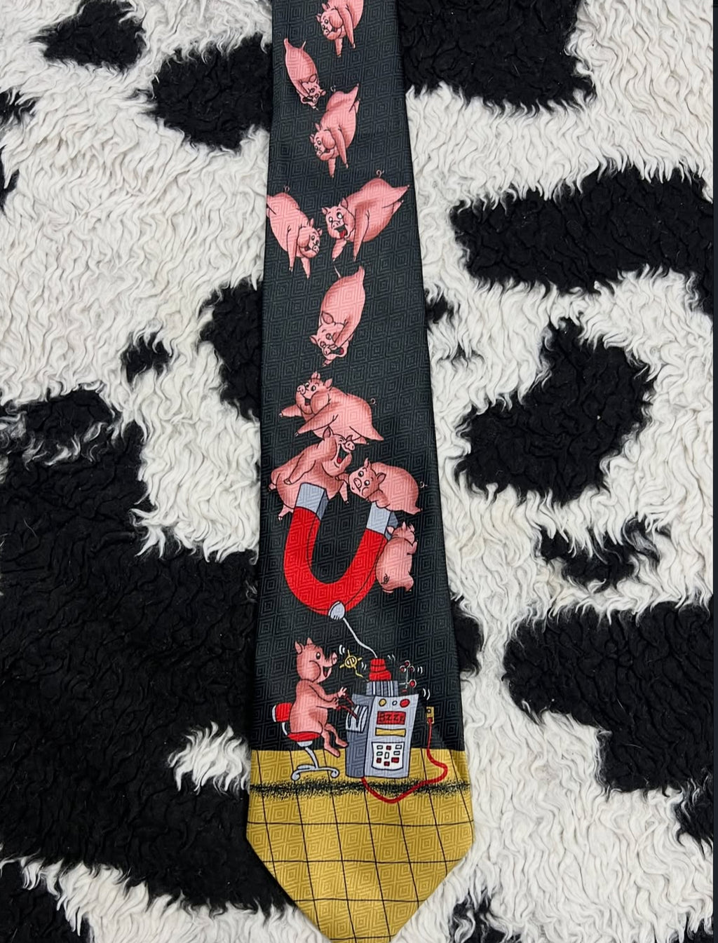Pigs Magnet Tie