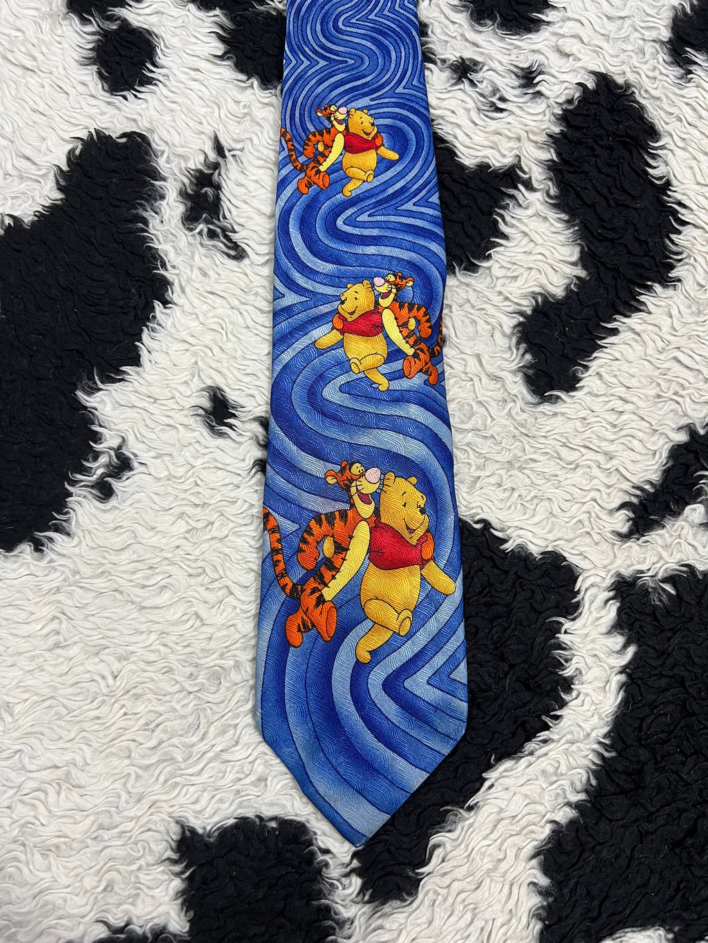 Winnie the Pooh & Tigger Tie