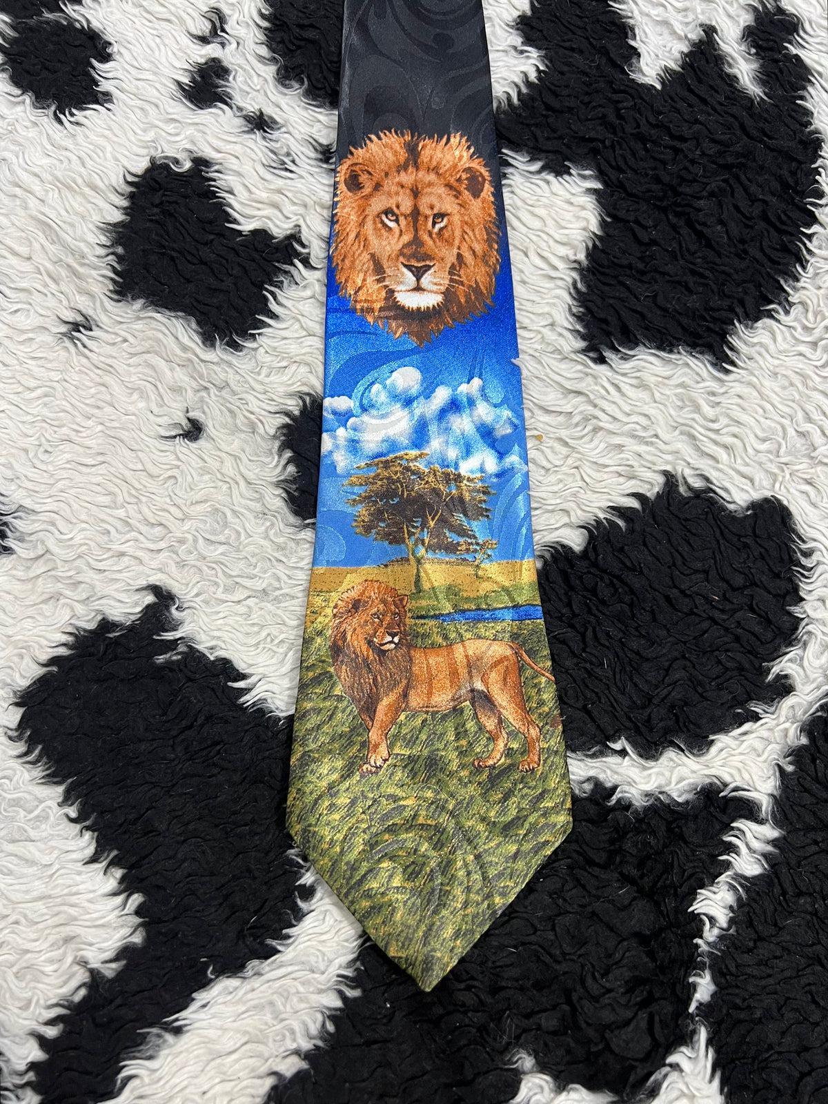 Steven Harris Lion Graphic Tie