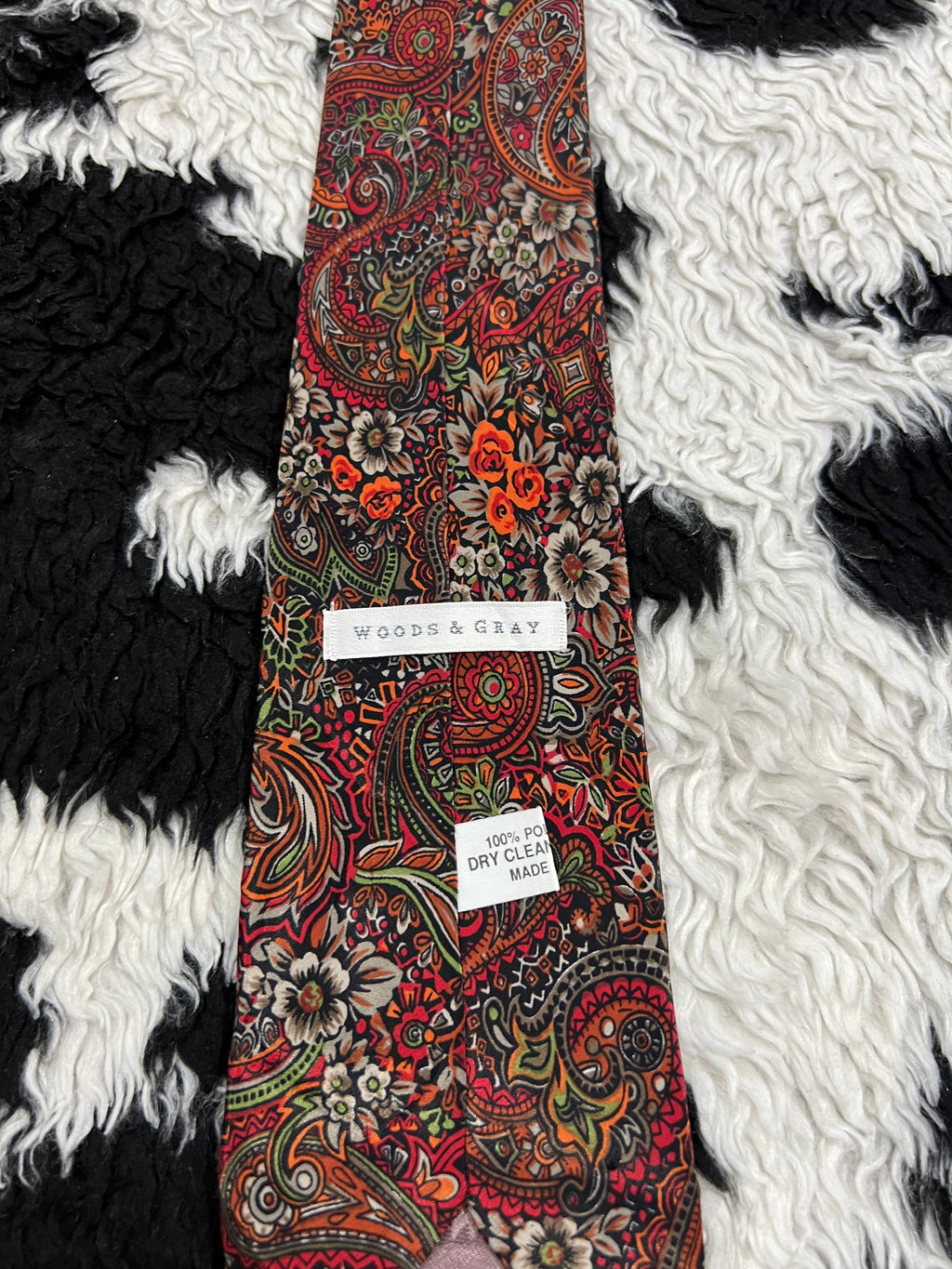 Woods & Gray Paisley Tie