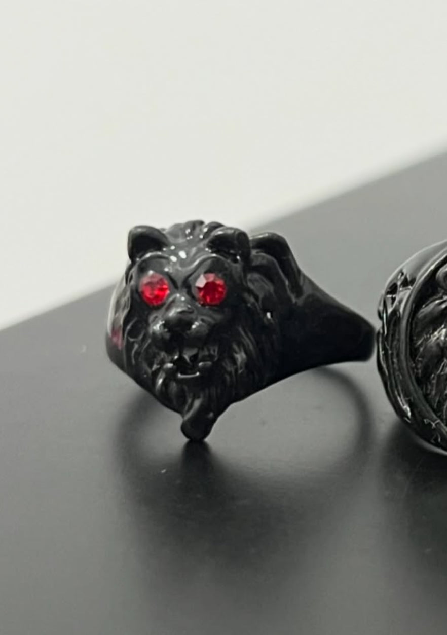 Red-Eyed Lion Black Ring