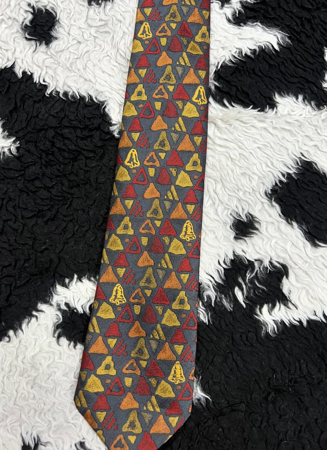 Bell's Geometric Embroidered Tie