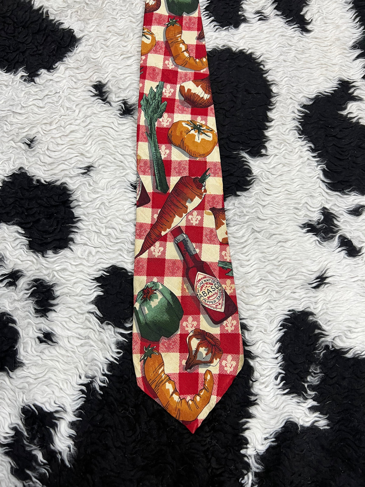 Picnic & Vegetables Tie