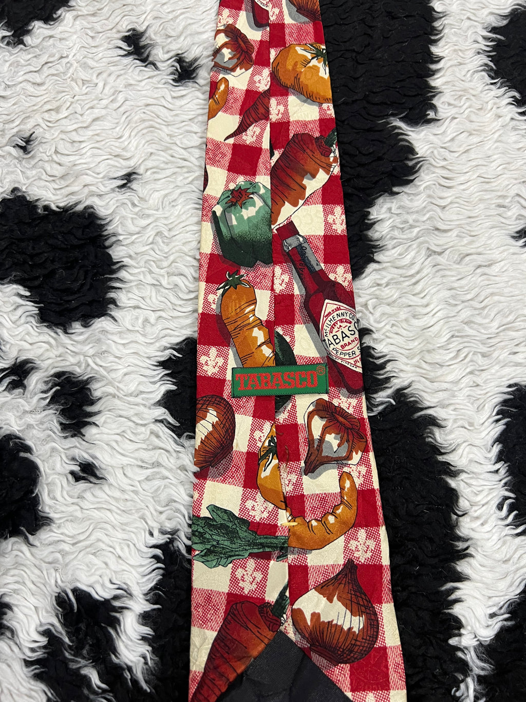 Picnic & Vegetables Tie