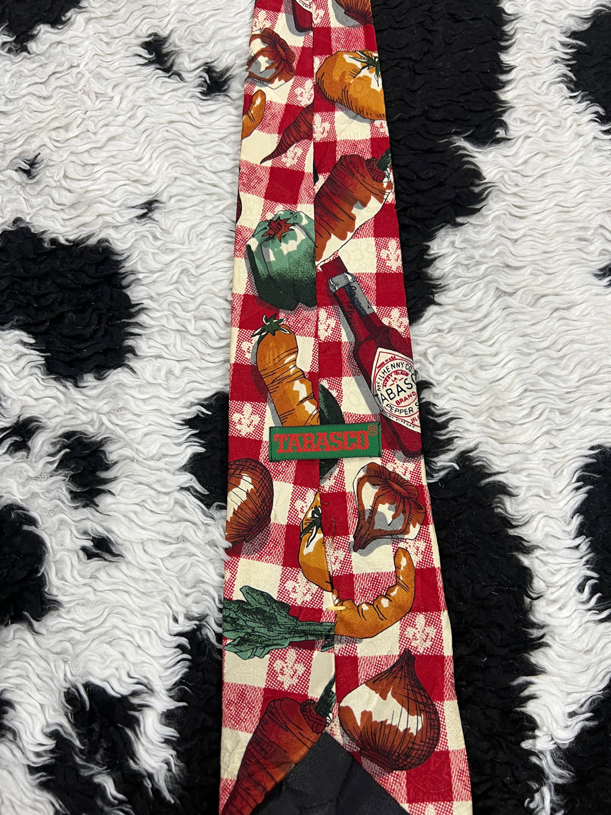 Picnic & Vegetables Tie