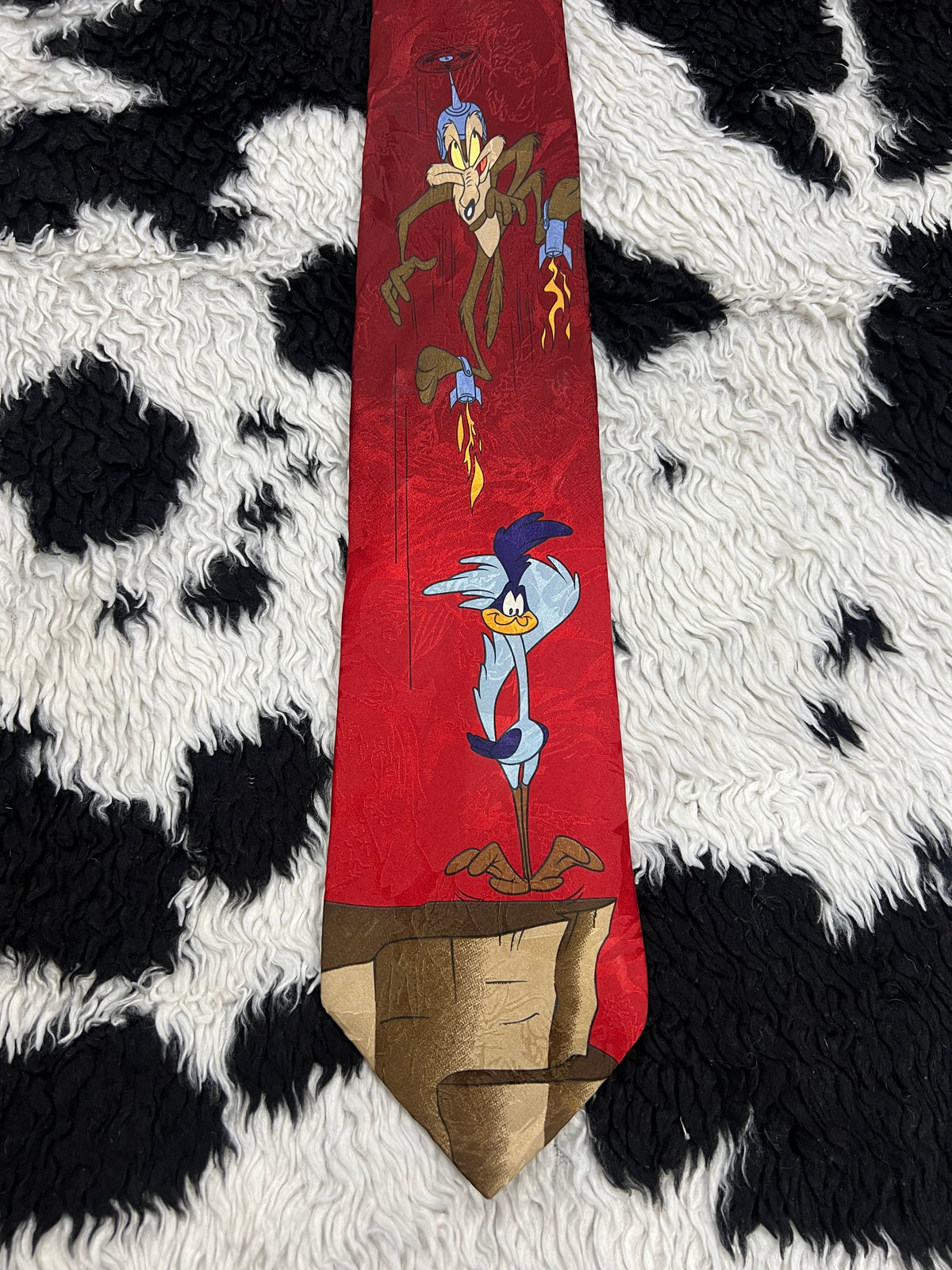Vintage Looney Tunes Road Runner & Wile E. Coyote Tie