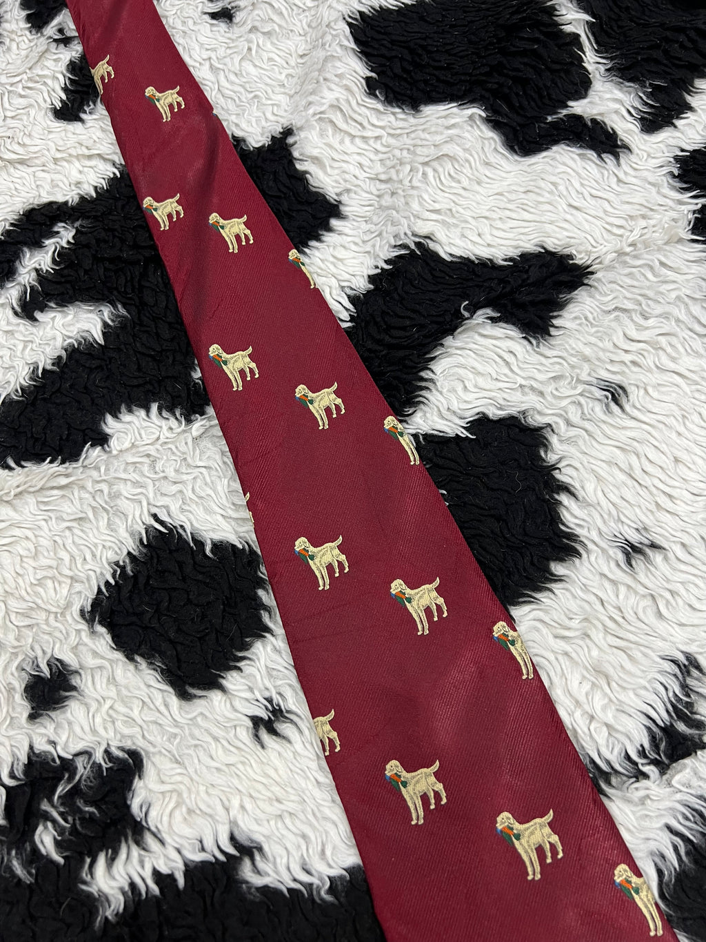 Golden Retriever with Bird in Mouth Tie