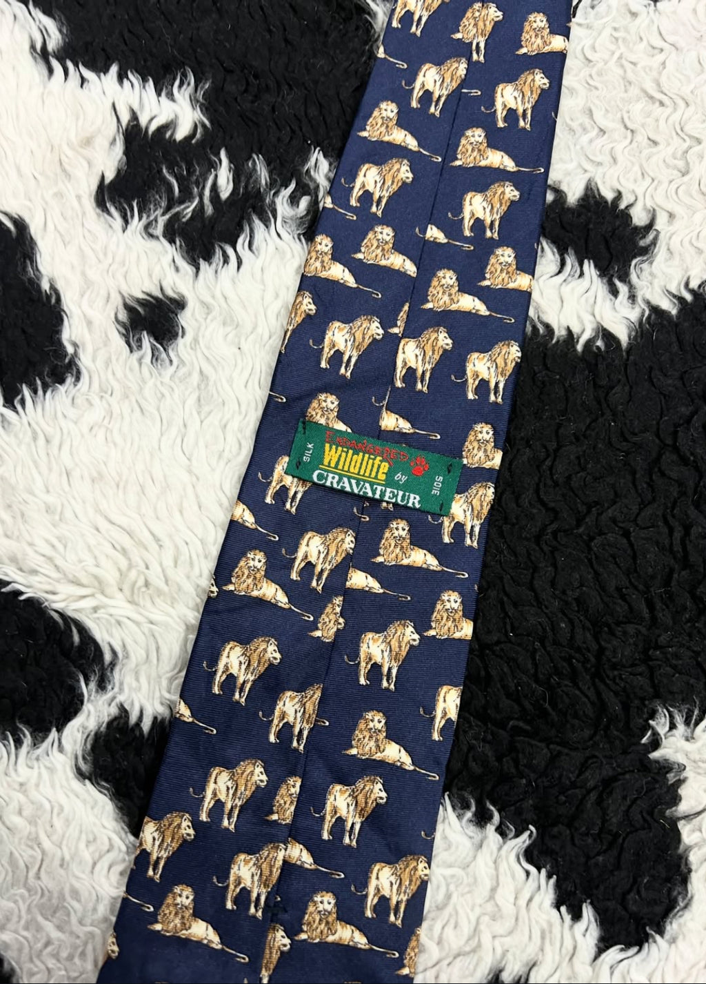 Lions Graphic Tie