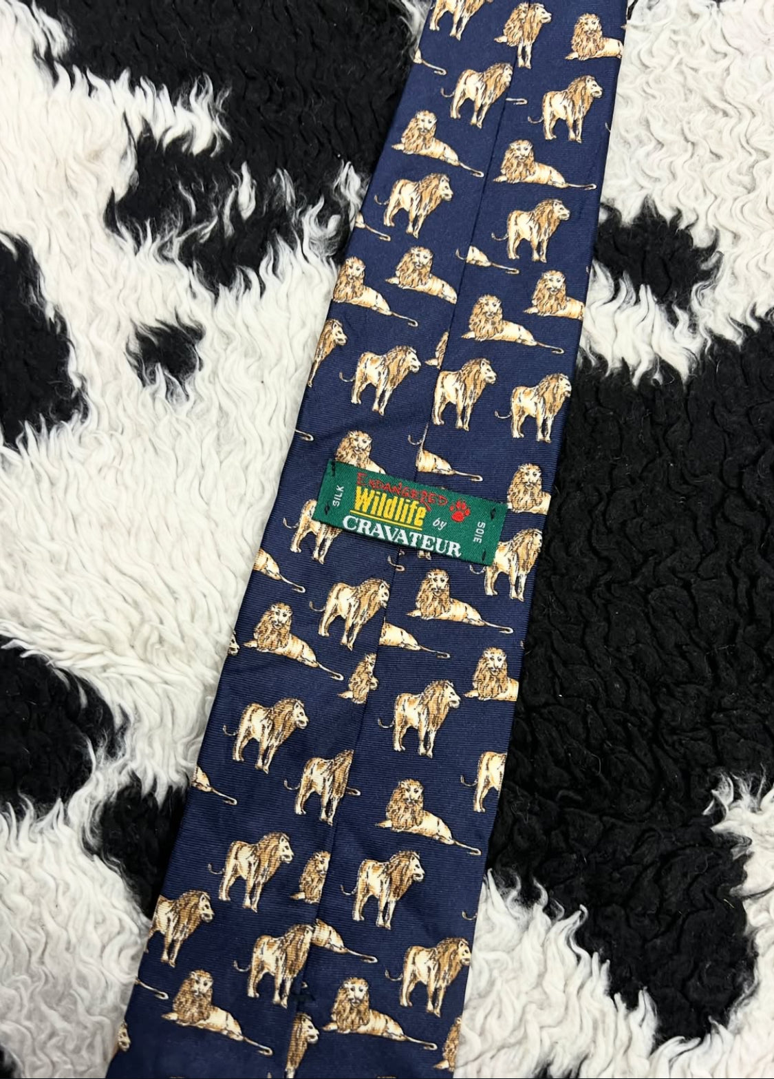 Lions Graphic Tie