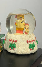 Winnie the Pooh Snow Globe