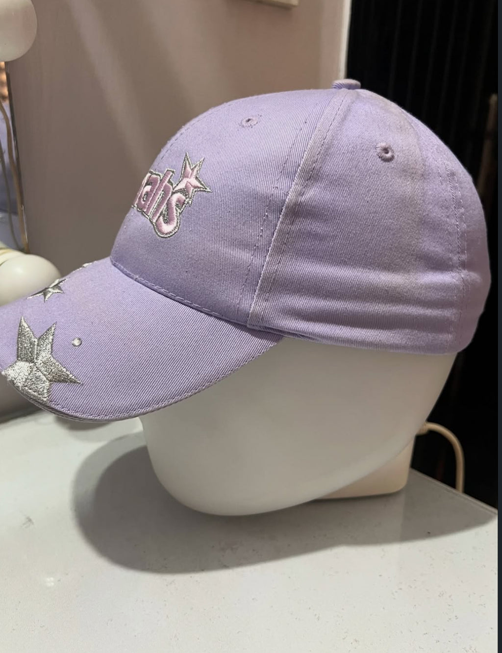 Harrahs Embroidered Stars Cap