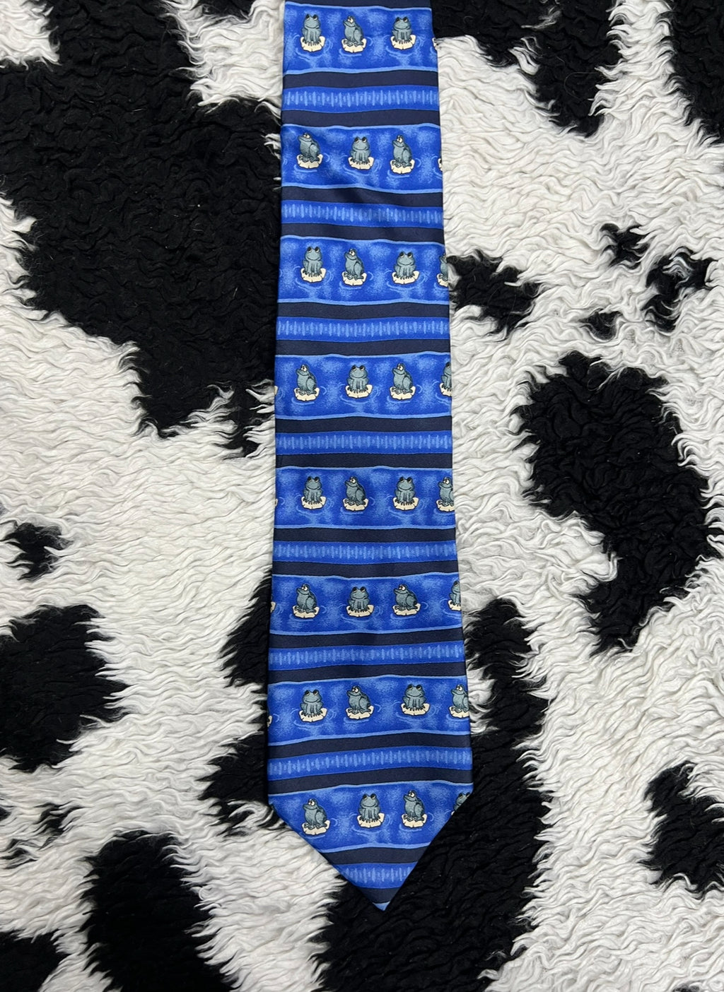 Frogs on Lily Pads Tie
