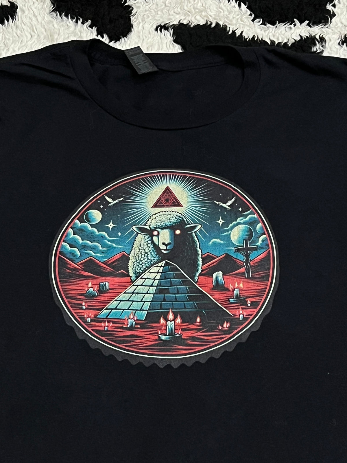 Cult of the Lamb Tee (Large / Extra Large)