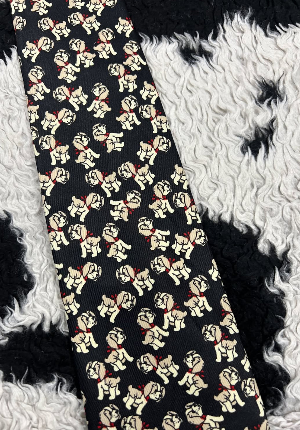 Puppies Tie