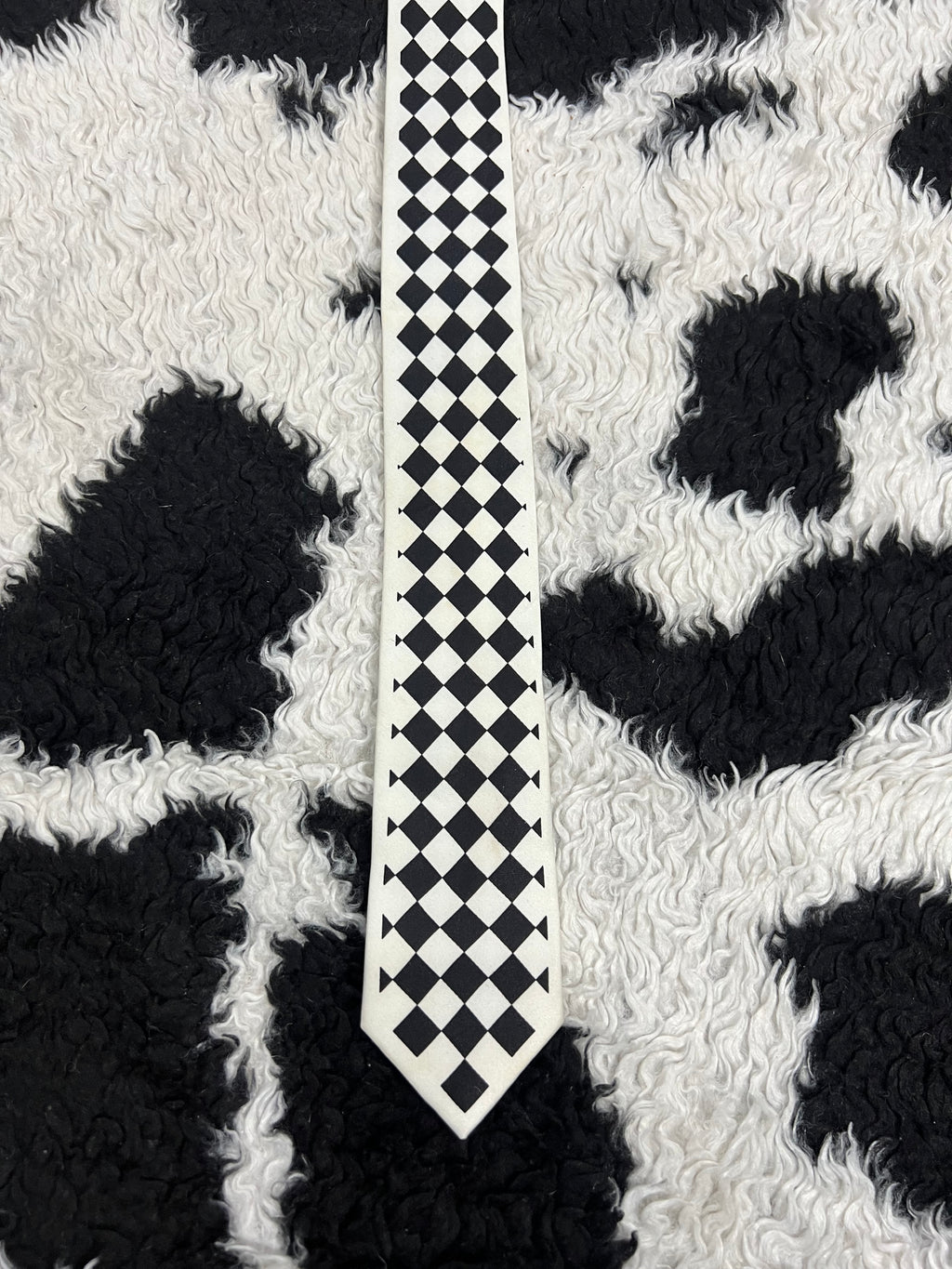 Daniel Checkered Narrow Tie