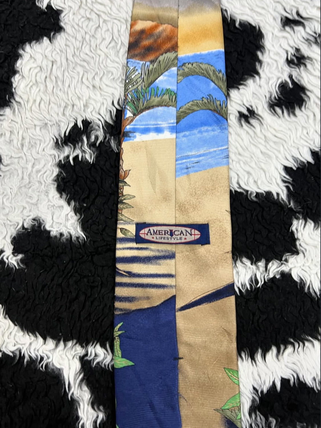 Tropical Bird on Island Tie