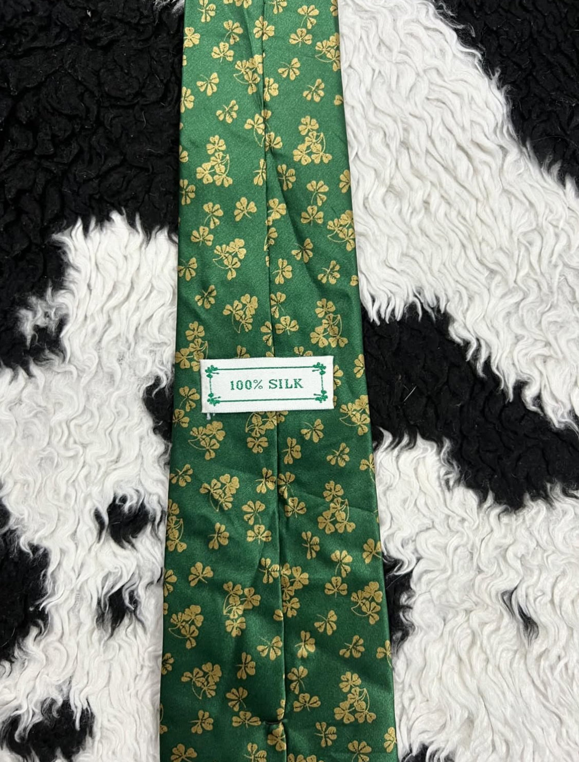 Green Clovers Tie
