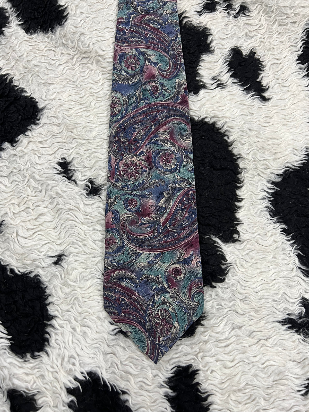 Bill Blass Abstract Tie