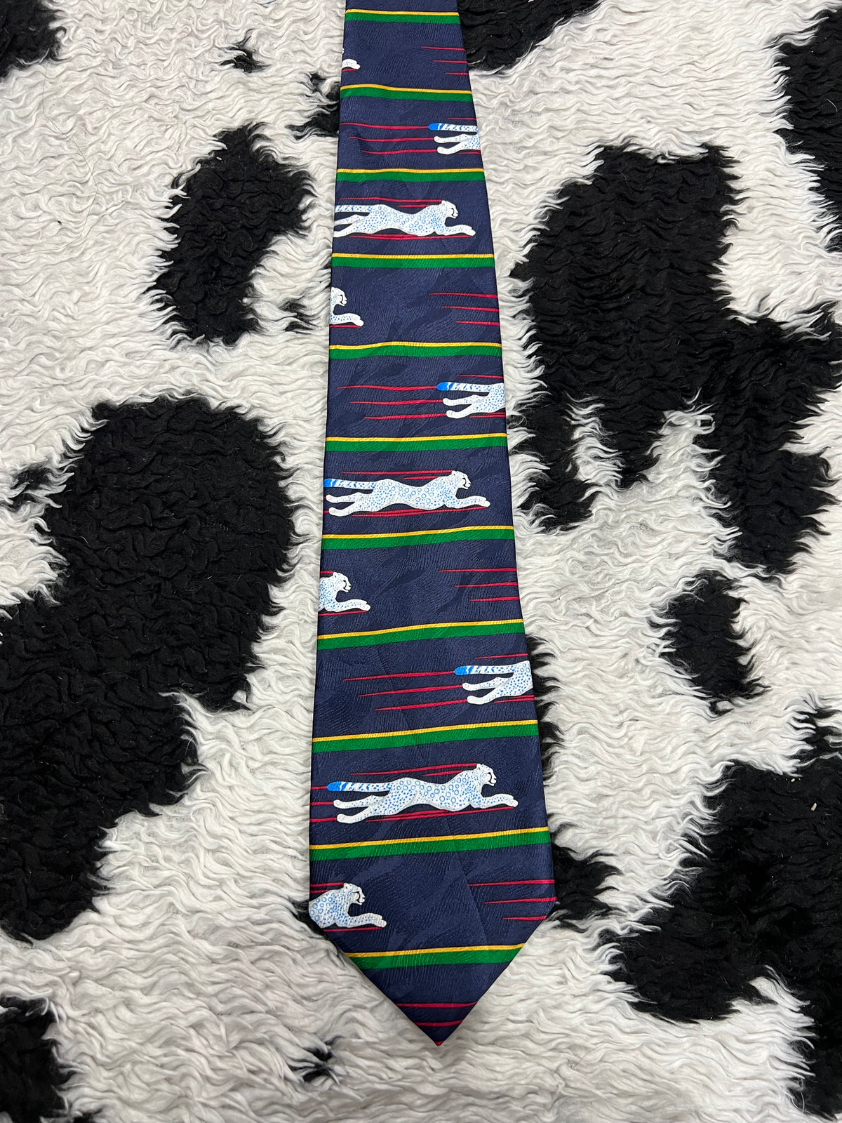 Running Cheetah Tie